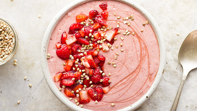 Rosewater Berry Smoothie Bowl