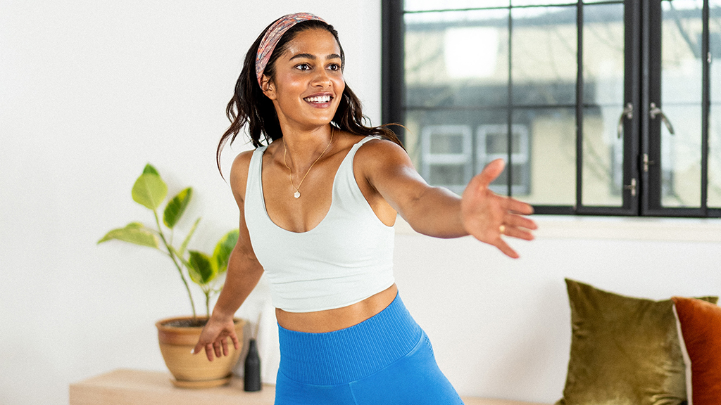 THIS 5-MINUTE MORNING ROUTINE WILL ENERGIZE YOUR DAY